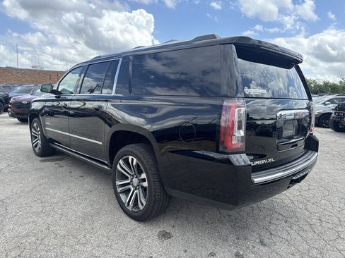 Used 2019 GMC Yukon XL Denali w/ Denali Ultimate Package AWD/4WD image 5