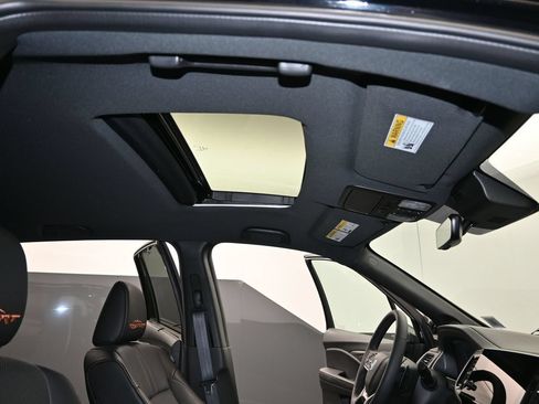 Used 2022 Honda Passport TrailSport image 24