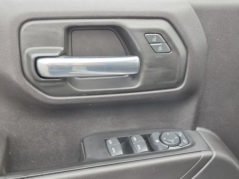 Used 2023 Chevrolet Silverado 1500 Custom AWD/4WD image 23