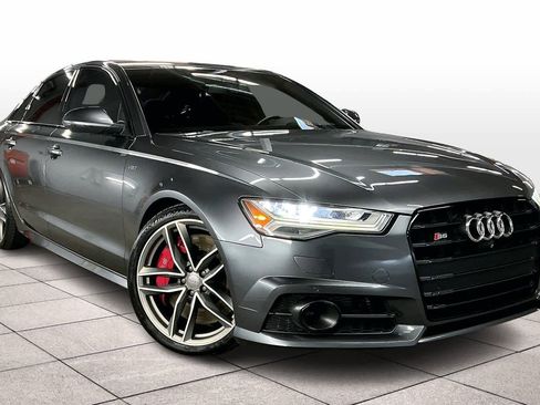 Used 2017 Audi S6 Prestige image 2