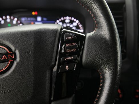 Used 2022 Nissan Frontier PRO-4X AWD/4WD image 27