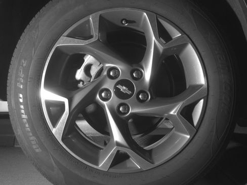 Used 2025 Chevrolet Trax LT FWD image 15