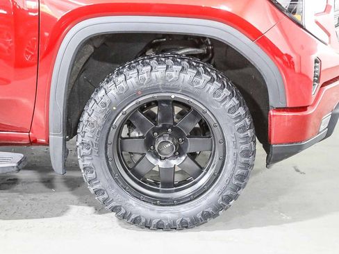 Used 2022 GMC Sierra 1500 Elevation w/ Elevation Premium Package image 10