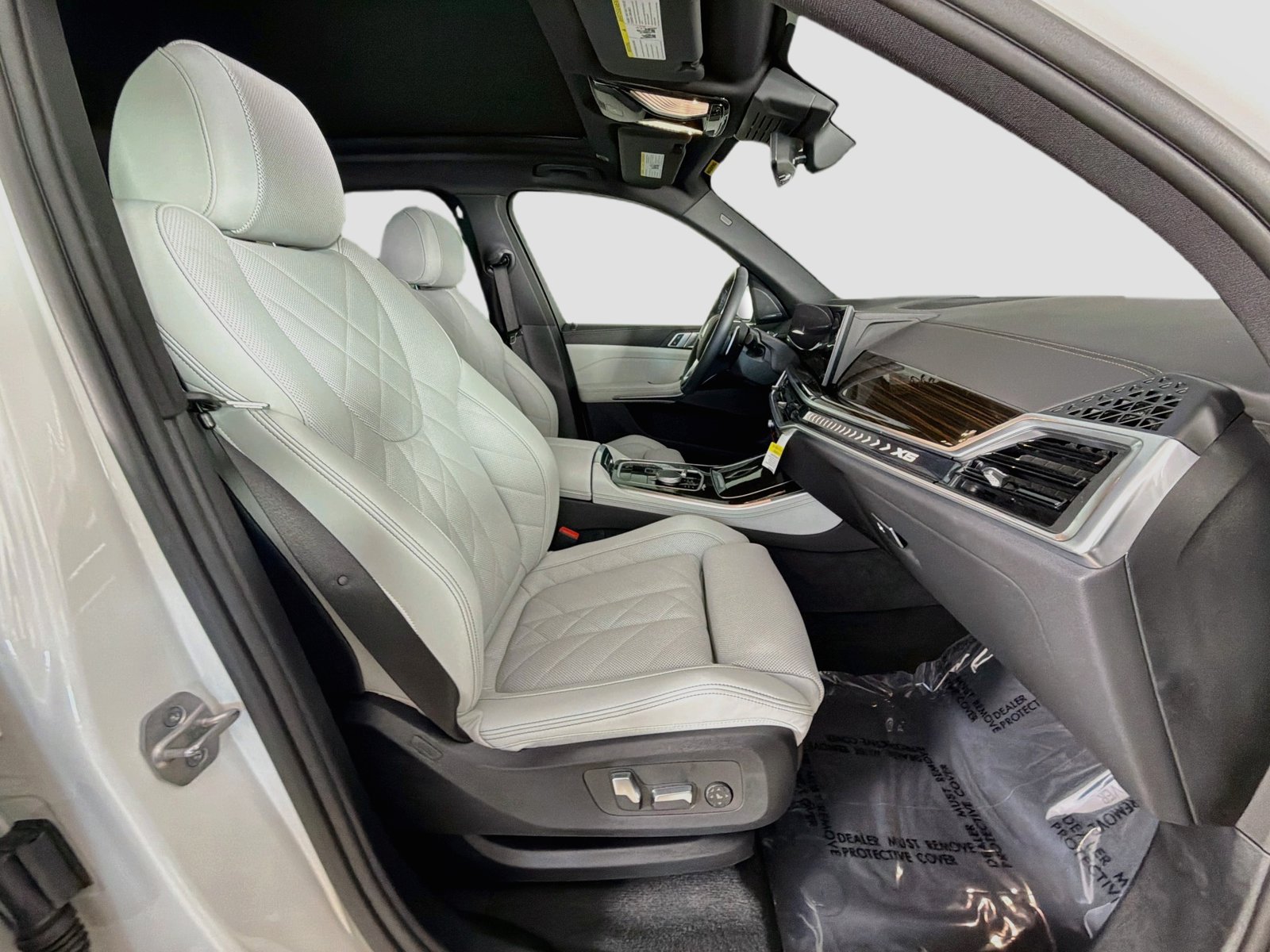 Used 2026 BMW X5 sDrive40i w/ Premium Package RWD image 30