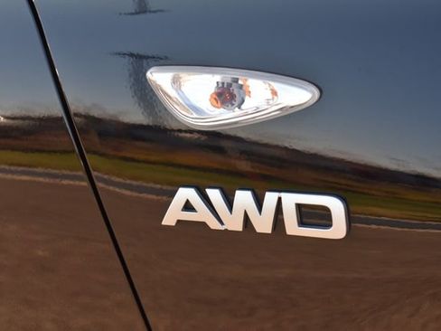 Used 2023 Kia Seltos LX image 12