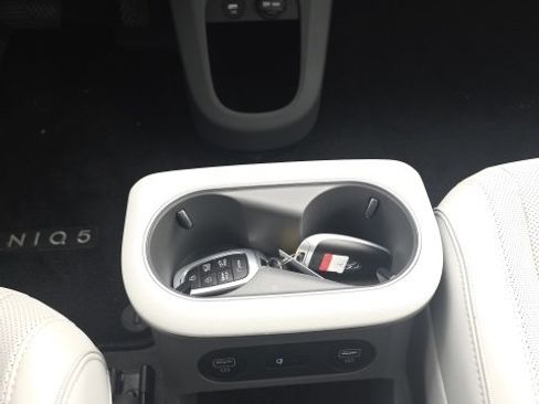 Used 2023 Hyundai Ioniq 5 SEL image 18