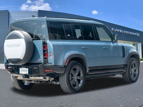 Used 2022 Land Rover Defender 110 X-Dynamic HSE AWD/4WD image 4