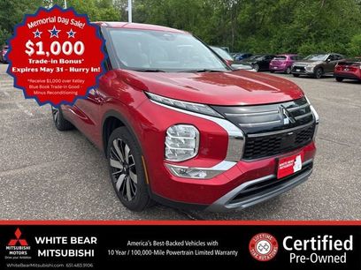 Used 2025 Mitsubishi Outlander SE