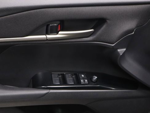 Used 2025 Toyota Camry LE FWD image 23