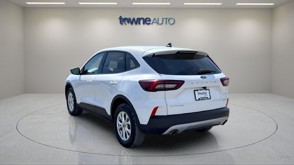 Used 2025 Ford Escape Active AWD/4WD image 4