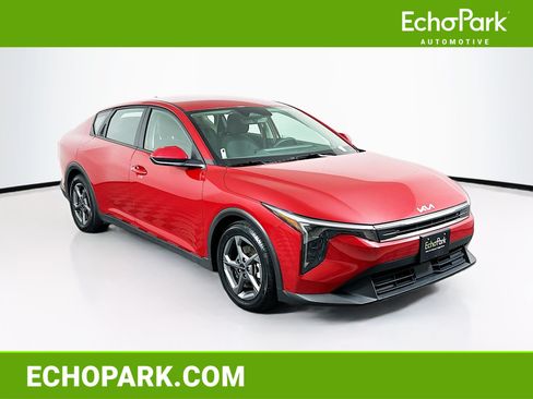 Used 2025 Kia K4 FWD image 1
