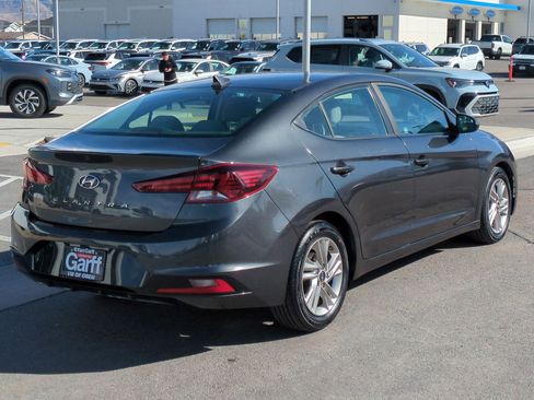 Used 2020 Hyundai Elantra SEL image 3