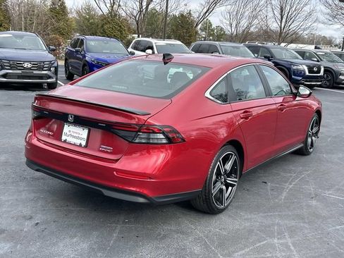 Used 2025 Honda Accord Sport image 4