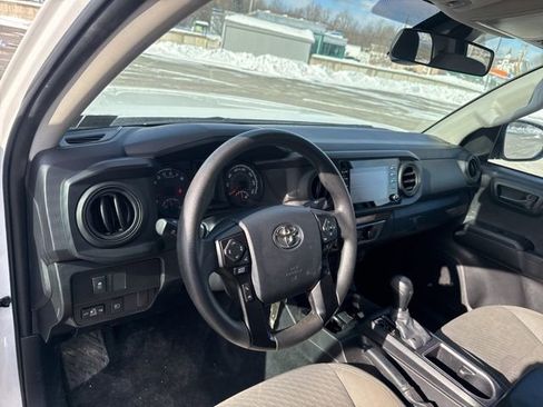 Used 2023 Toyota Tacoma SR image 14