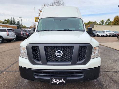Used 2018 Nissan NV 2500 SV w/ Navigation Package image 3