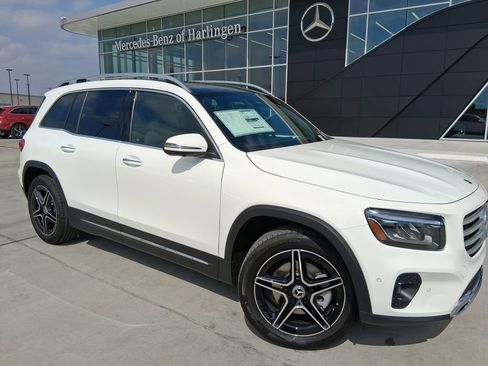 New 2026 Mercedes-Benz GLB 250 image 1