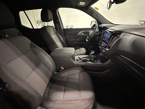 Used 2023 Chevrolet Traverse LT FWD image 28