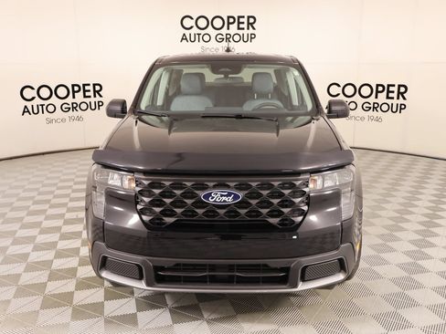 Used 2025 Ford Maverick XLT w/ Equipment Group 302A AWD/4WD image 8
