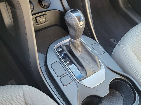 Used 2016 Hyundai Santa Fe Sport FWD image 34