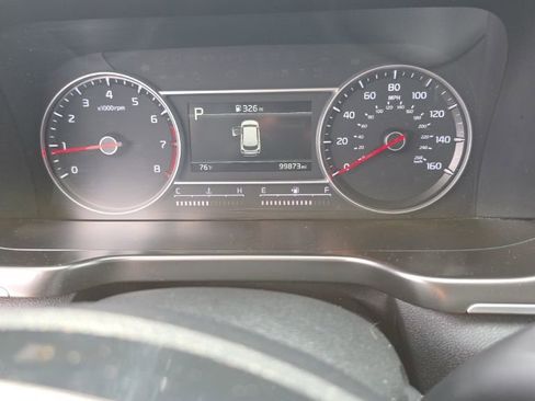 Used 2023 Kia Sorento S w/ Panoramic Sunroof Package FWD image 5