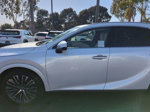 Used 2024 Lexus RX 350 w/ Convenience Package image 15