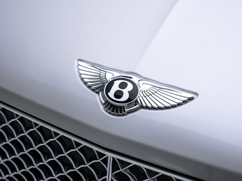 Used 2021 Bentley Bentayga image 12