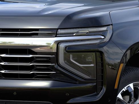 New 2026 Chevrolet Suburban LT w/ LPO, Chrome Package AWD/4WD image 10