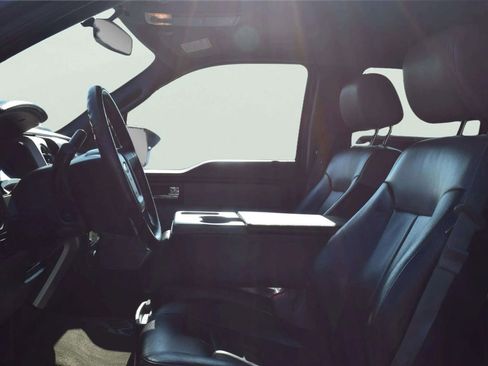 Used 2014 Ford F150 XLT w/ Equipment Group 302A Luxury image 12