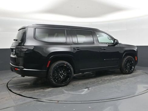 New 2026 Jeep Grand Wagoneer Limited AWD/4WD image 3