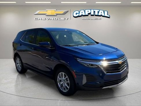 Used 2023 Chevrolet Equinox LT image 7