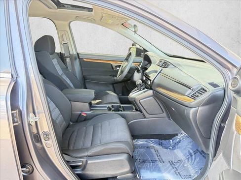 Used 2018 Honda CR-V EX image 16