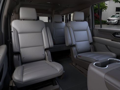 New 2026 GMC Yukon XL Elevation image 19