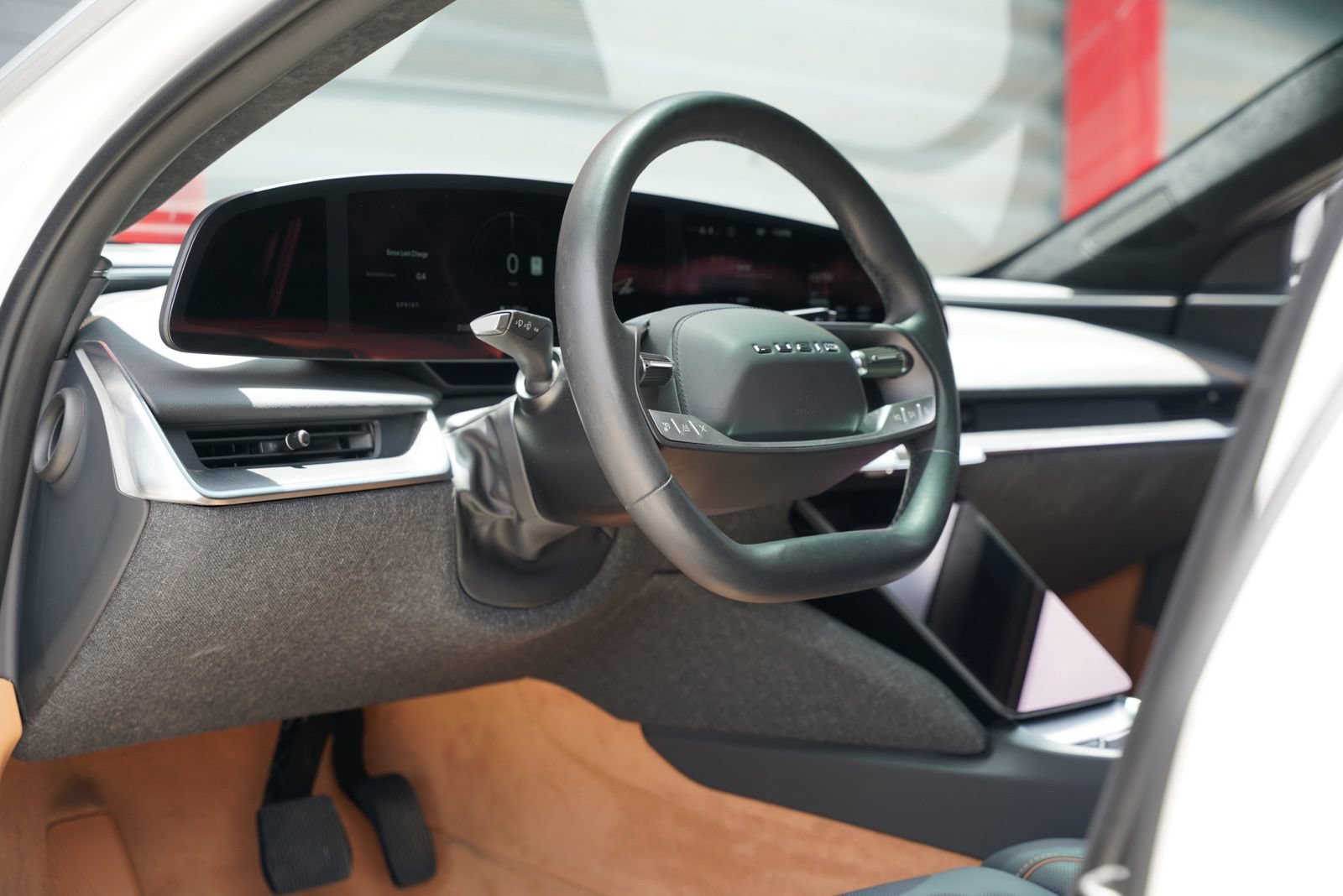 Used 2023 Lucid Air Touring AWD/4WD image 14