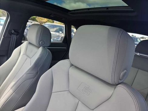 New 2025 Audi Q3 2.0T Premium image 25