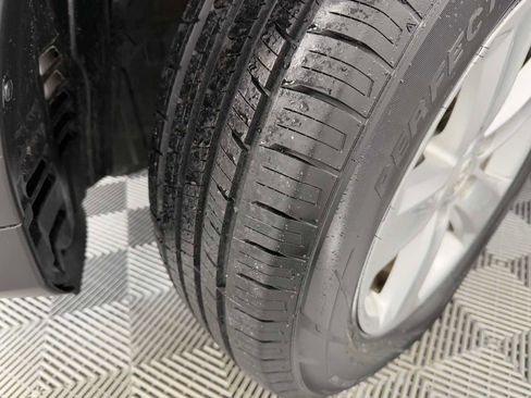 Used 2014 Toyota RAV4 XLE image 25