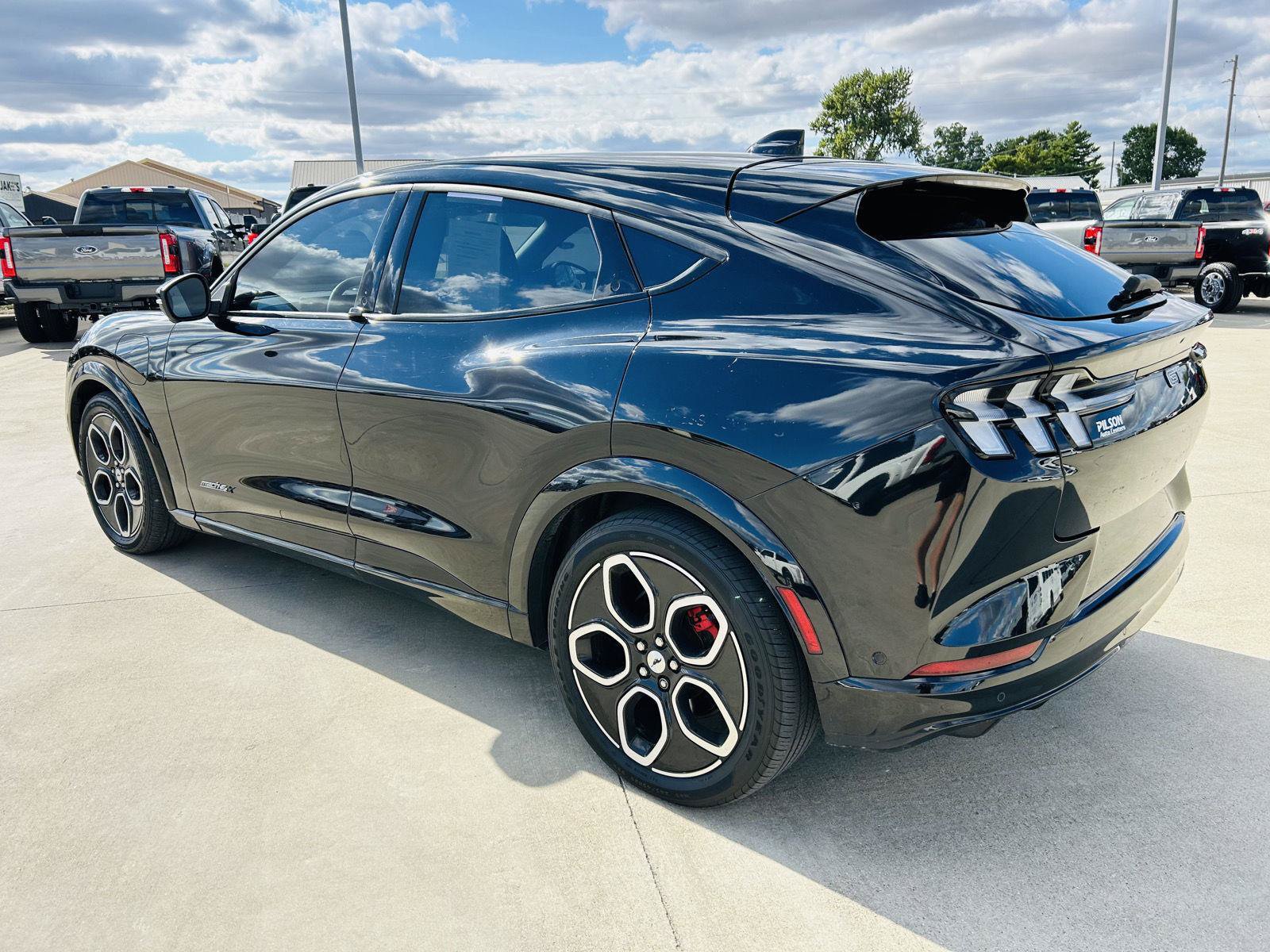 Used 2021 Ford Mustang Mach-E GT AWD/4WD image 36