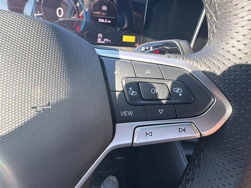New 2026 Volkswagen Tiguan SE R-Line FWD image 19