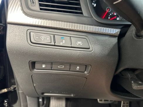 Used 2019 Hyundai Sonata Limited FWD image 24