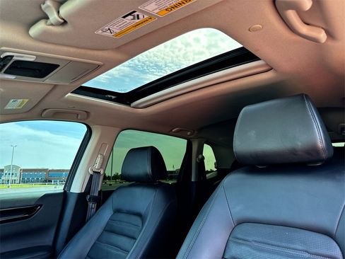 Used 2023 Honda CR-V EX-L image 21