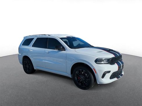 Used 2022 Dodge Durango GT image 2