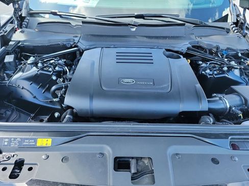 New 2025 Land Rover Discovery Dynamic SE AWD/4WD image 29