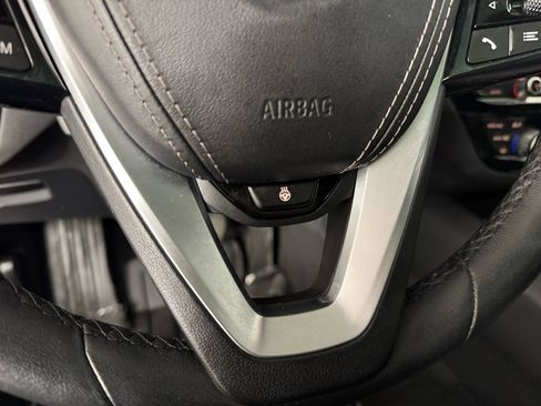 Used 2023 BMW 530i xDrive w/ Premium Package image 25