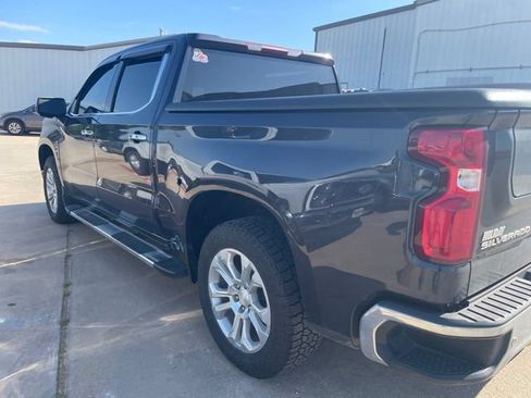 Used 2024 Chevrolet Silverado 1500 LTZ AWD/4WD image 9