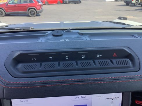 New 2025 Ford Bronco Raptor image 17