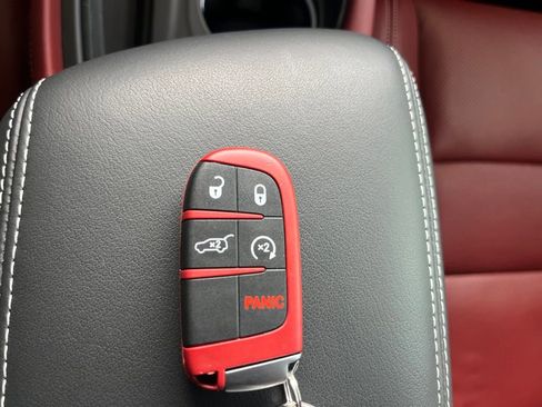 Used 2026 Dodge Durango SRT Hellcat w/ Premium Group AWD/4WD image 23