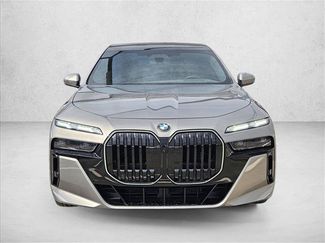 Used 2025 BMW 760i xDrive w/ Executive Package AWD/4WD video 2