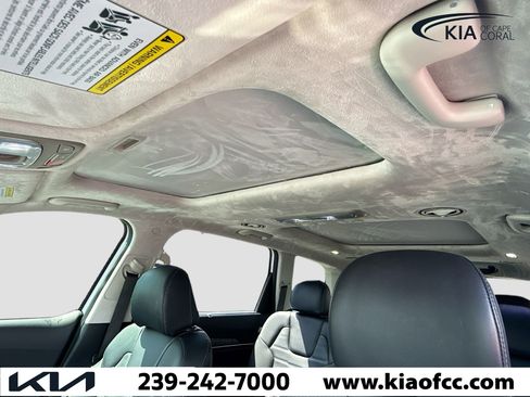 Certified 2024 Kia Telluride SX Prestige w/ Towing Package image 29