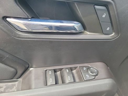 Used 2023 Chevrolet Colorado LT w/ LT Convenience Package AWD/4WD image 16