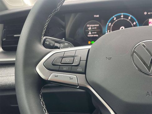 New 2026 Volkswagen Tiguan SE R-Line image 19