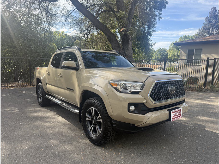 Used 2019 Toyota Tacoma TRD Sport w/ Technology Package AWD/4WD image 7